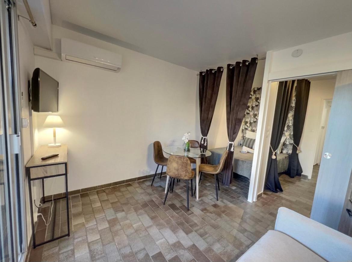 "Les Voiles" Hyeres Apartman Kültér fotó